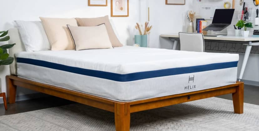 Best Mattress for Athletes of 2025 - Most Comfortable Mattress - Helix Midnight - 1